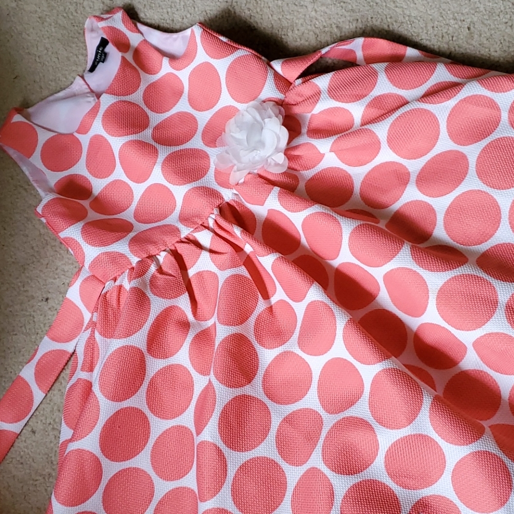 Girls dress